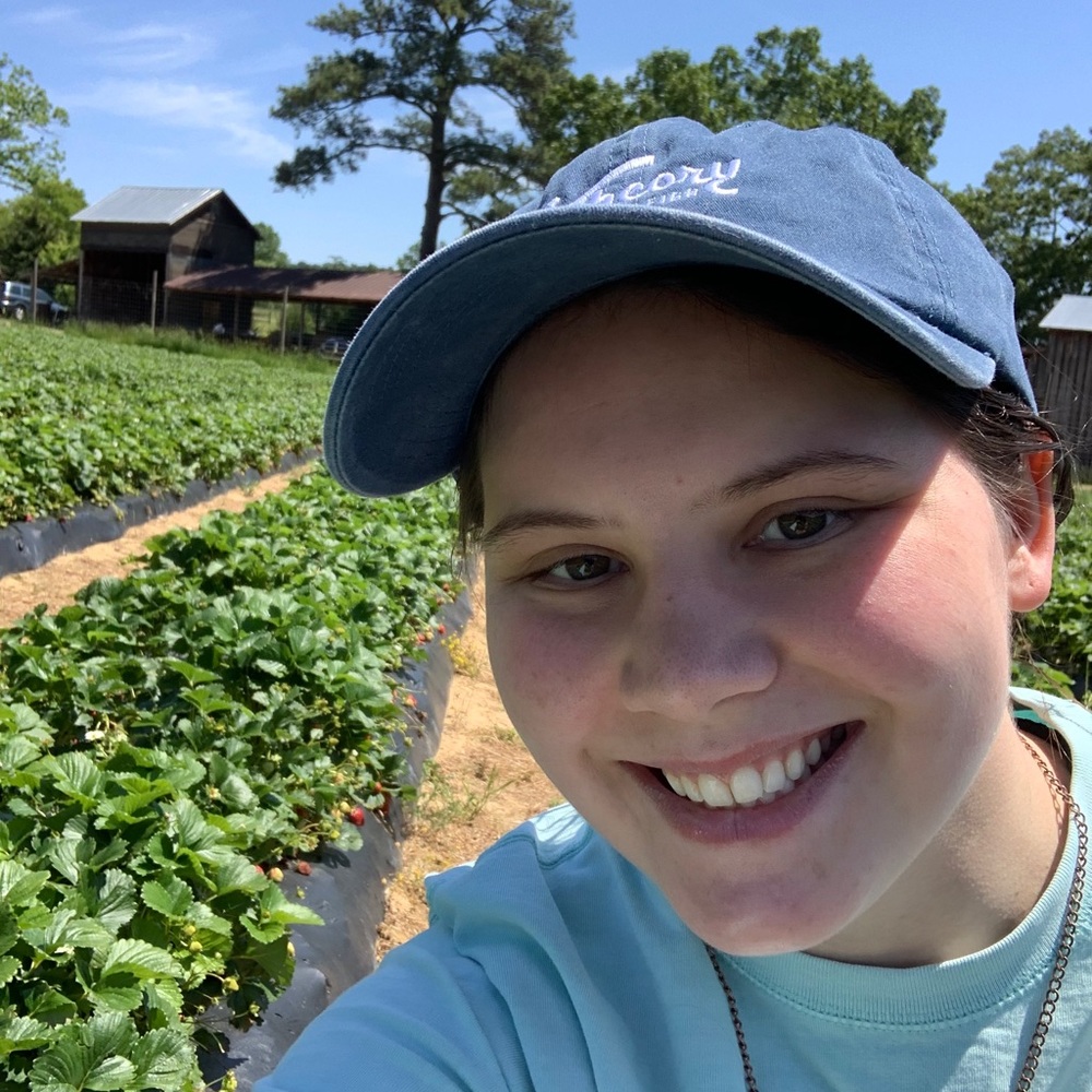 Meet your Posher, Lacey